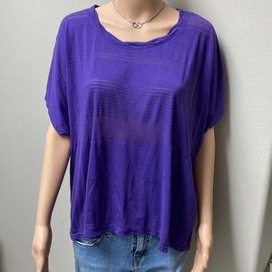 Poof ❤️❤️ purple top